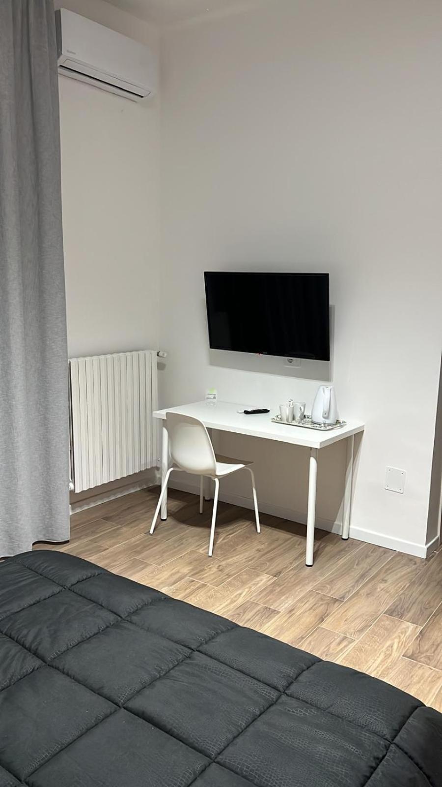 فوجيا Business Home Piazza Cesare Battisti B&B Residence المظهر الخارجي الصورة
